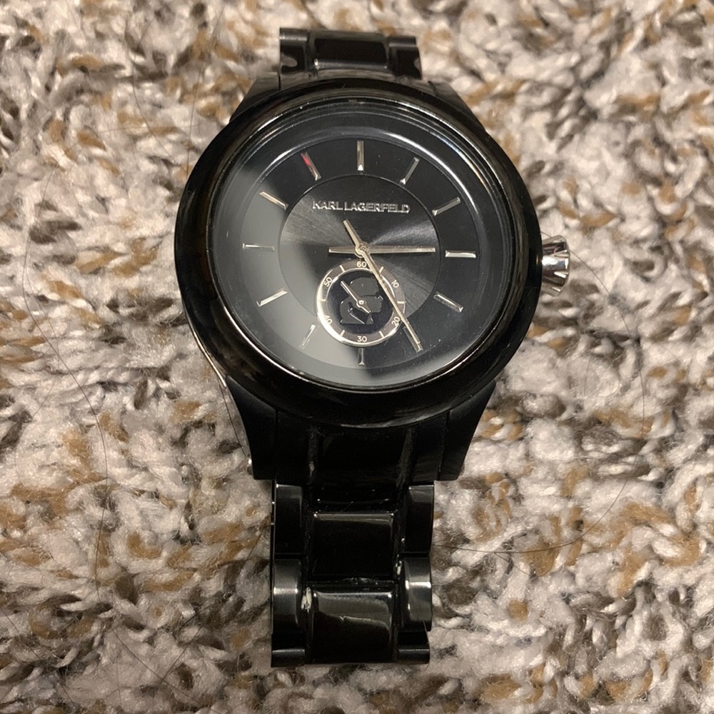 Karl laggerfeld watch